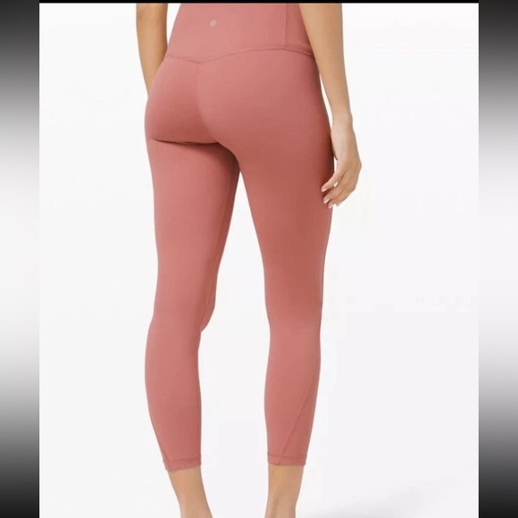 Lululemon Unlimited HR Tight 25” Size 8 - Picture 4 of 5